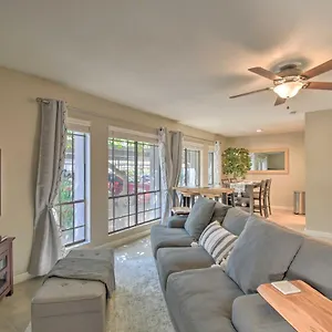 Sleek Walk To Biltmore Fashion Park Apartment Phoenix